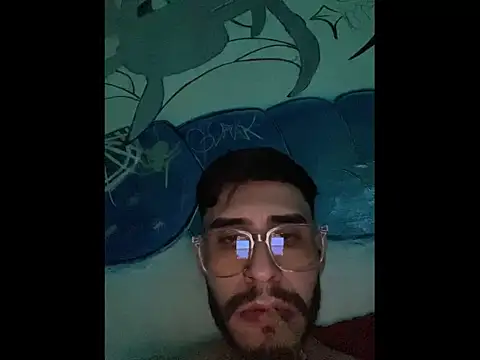 Snapshot of Elvergalarga66622 chatting on 03-20-26, 09:47 Elvergalarga66622 online show from 03-20-26, 09:47