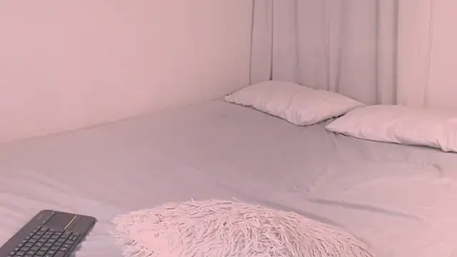 Snapshot of dilan_sp chatting on 02-10-25, 03:03 dilan sp online show from 02-10-25, 03:03