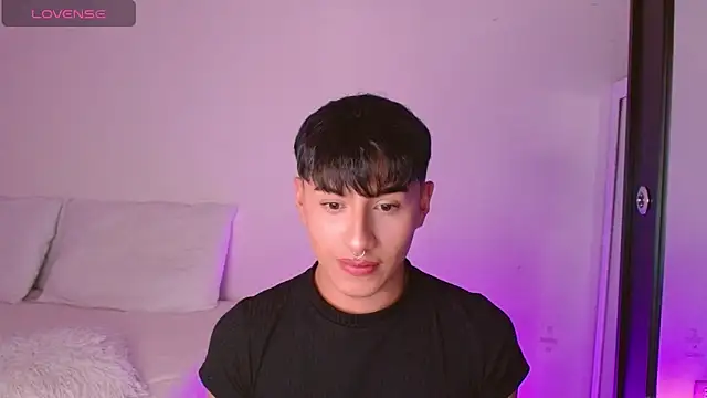 Snapshot of dilan_sp chatting on 02-27-25, 01:27 dilan sp online show from 02-27-25, 01:27