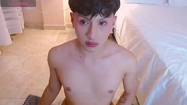 Snapshot of dilan_sp chatting on 09-09-25, 10:20 dilan sp online show from 09-09-25, 10:20