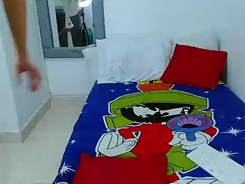 Velk hot online show from 11-20-25, 07:46