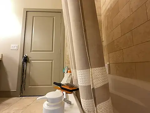 GoddessNih online show from 12-14-24, 08:18