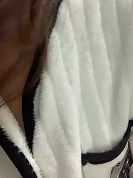 Aimeil online show from 03-09-25, 02:29