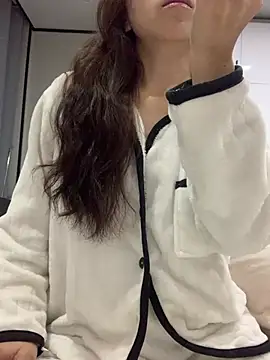 Aimeil online show from 03-09-25, 12:53