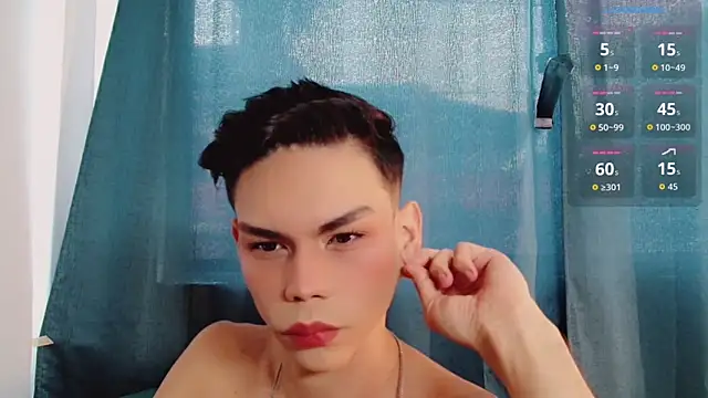 Snapshot of femboykeene chatting on 03-27-26, 10:09 femboykeene online show from 03-27-26, 10:09