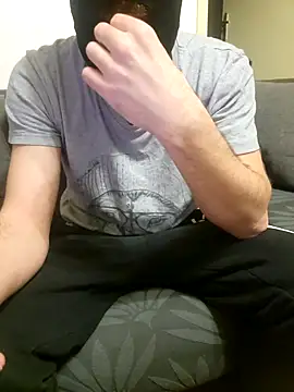 leloupblanc5304 online show from 01-08-26, 08:55