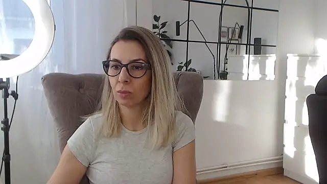 SukyGirl online show from 01-27-25, 01:41