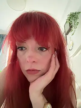 Snapshot of AylaRed chatting on 03-11-26, 02:01 AylaRed online show from 03-11-26, 02:01