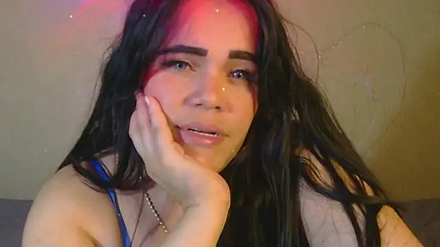 Snapshot of blue_angel33 chatting on 12-27-24, 12:07 blue angel33 online show from 12-27-24, 12:07