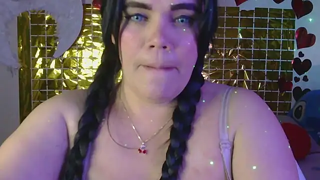 Snapshot of blue_angel33 chatting on 02-20-25, 02:18 blue angel33 online show from 02-20-25, 02:18