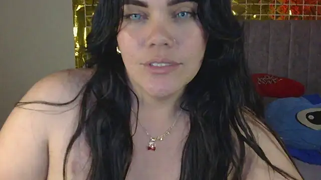 Snapshot of blue_angel33 chatting on 03-06-25, 05:14 blue angel33 online show from 03-06-25, 05:14