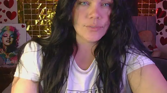 Snapshot of blue_angel33 chatting on 03-21-25, 01:34 blue angel33 online show from 03-21-25, 01:34