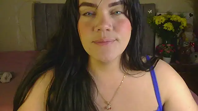 Snapshot of blue_angel33 chatting on 09-23-25, 02:03 blue angel33 online show from 09-23-25, 02:03