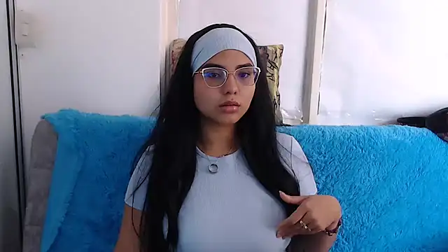 Miapeyton online show from 09-17-25, 07:59