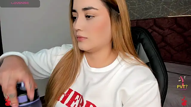 Lucia star   online show from 01-11-25, 11:45