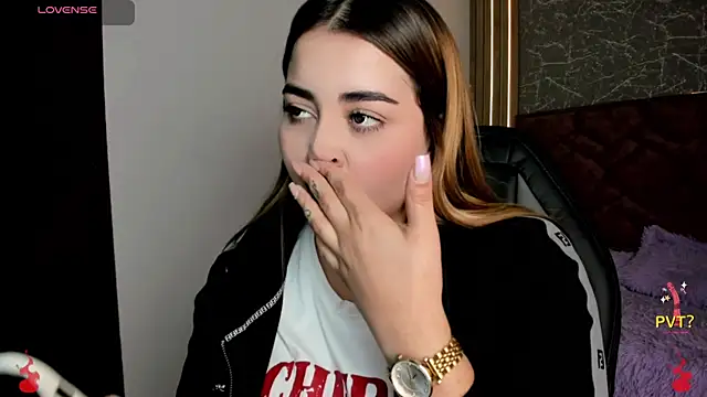 Lucia star   online show from 01-17-25, 09:39