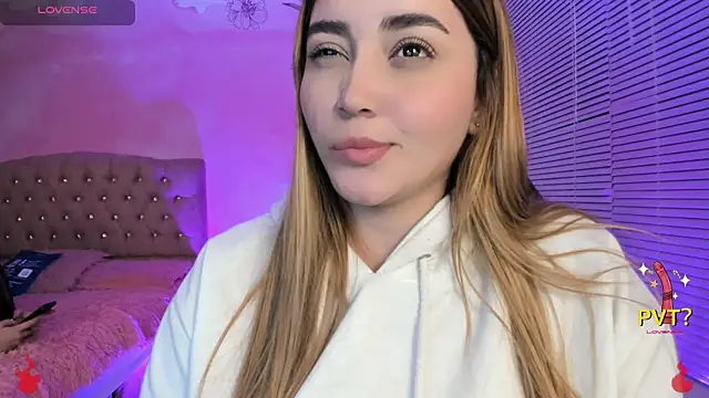 Lucia star   online show from 02-18-25, 02:38