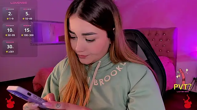 Lucia star   online show from 03-14-25, 06:10