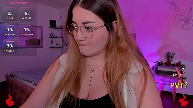 Lucia star   online show from 03-21-25, 02:39