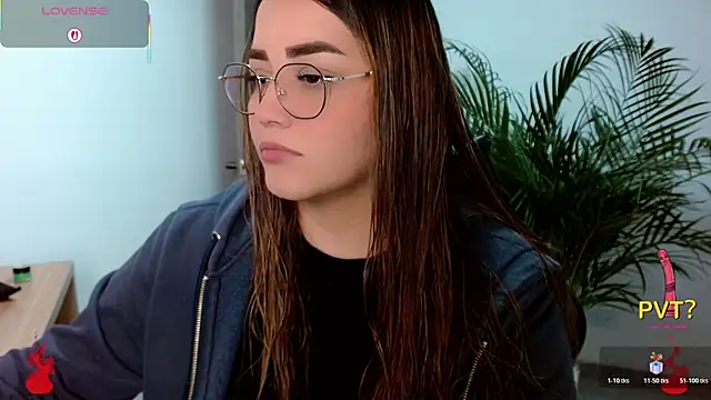 Lucia star   online show from 04-15-26, 09:48