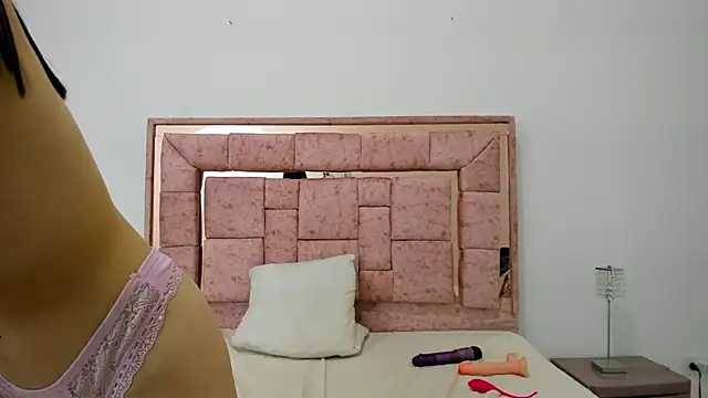 MAVIE IVANOVA online show from 01-25-25, 01:54