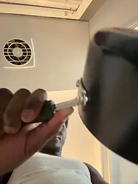 Festivitiesking1 online show from 10-13-25, 11:38