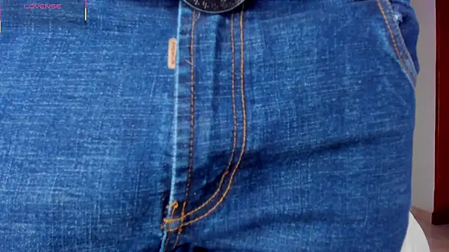 Latrellx7 online show from 04-17-26, 03:42