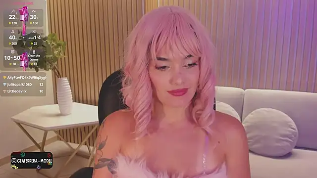 GiaFerrara online show from 01-16-25, 09:27