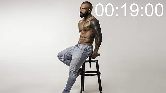 Snapshot of Brock_hurn1 chatting on 03-19-25, 03:41 Brock hurn1 online show from 03-19-25, 03:41