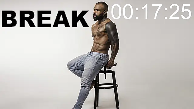 Snapshot of Brock_hurn1 chatting on 03-22-25, 02:16 Brock hurn1 online show from 03-22-25, 02:16