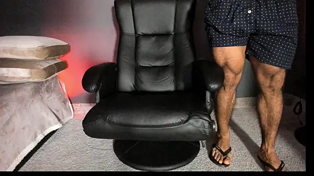 Snapshot of Brock_hurn1 chatting on 09-26-25, 12:47 Brock hurn1 online show from 09-26-25, 12:47