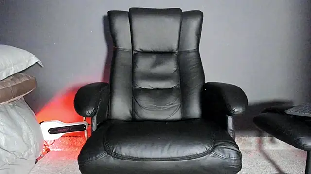 Snapshot of Brock_hurn1 chatting on 12-05-25, 12:52 Brock hurn1 online show from 12-05-25, 12:52