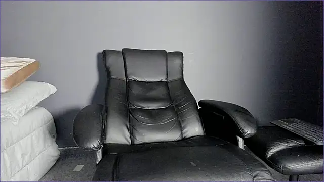 Brock hurn1 online show from 05-27-26, 02:58
