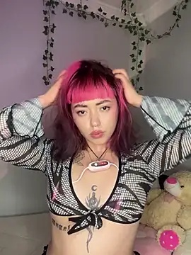 Snapshot of GigiVolkova chatting on 11-10-25, 08:52 GigiVolkova online show from 11-10-25, 08:52