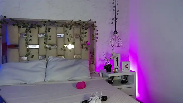 Snapshot of GigiVolkova chatting on 11-27-25, 03:52 GigiVolkova online show from 11-27-25, 03:52