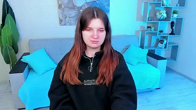 Snapshot of BonneyLove chatting on 03-05-25, 05:18 BonneyLove online show from 03-05-25, 05:18