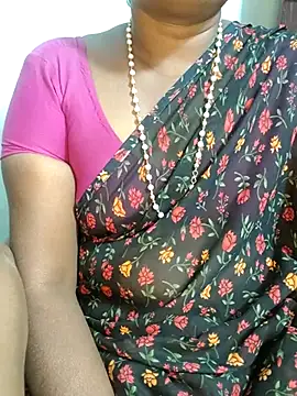 Snapshot of Indiandolly23 chatting on 02-28-25, 03:48 Indiandolly23 online show from 02-28-25, 03:48