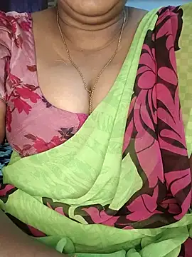 Snapshot of Indiandolly23 chatting on 03-13-26, 11:50 Indiandolly23 online show from 03-13-26, 11:50