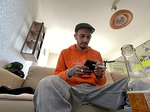 Rebeu313 online show from 03-19-25, 02:13