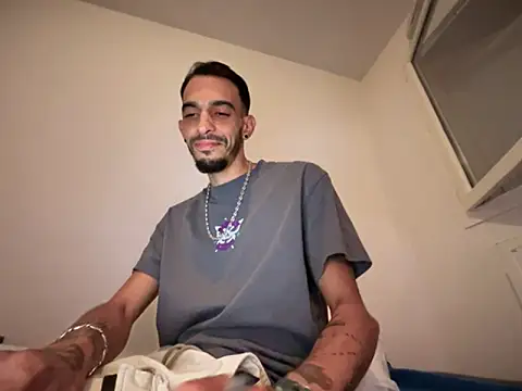 Rebeu313 online show from 09-15-25, 07:25