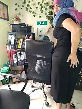 NAJWA-ARAB online show from 03-06-25, 02:40