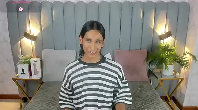 Snapshot of skyyfoxpraga chatting on 01-11-25, 06:54 skyyfoxpraga online show from 01-11-25, 06:54
