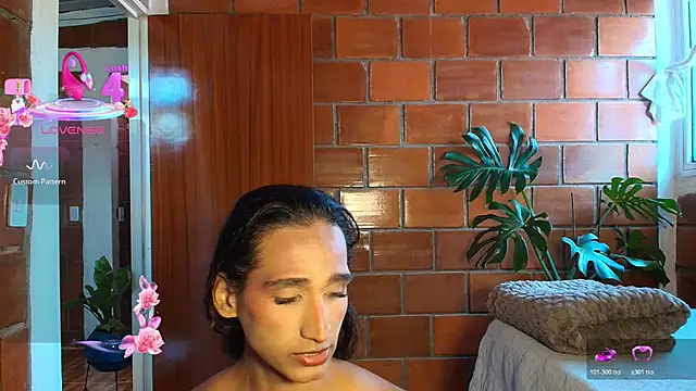skyyfoxpraga online show from 07-28-26, 02:13