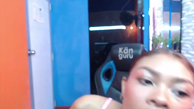 Perla prg online show from 02-28-25, 12:09