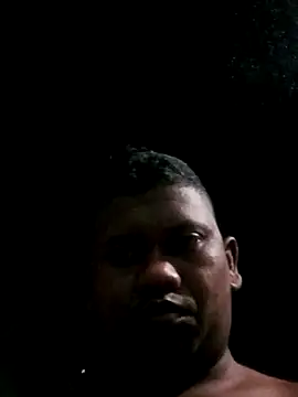 Snapshot of bigghetto1 chatting on 02-18-26, 04:36 bigghetto1 online show from 02-18-26, 04:36