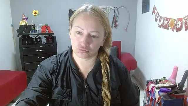 emperabigbootybigass online show from 03-18-25, 12:14