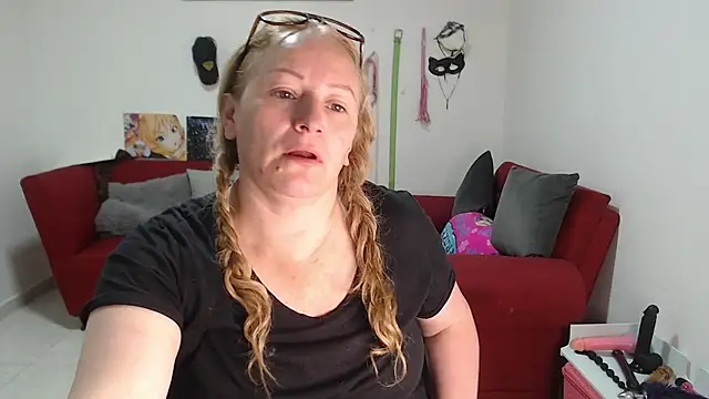 emperabigbootybigass online show from 09-10-25, 12:16