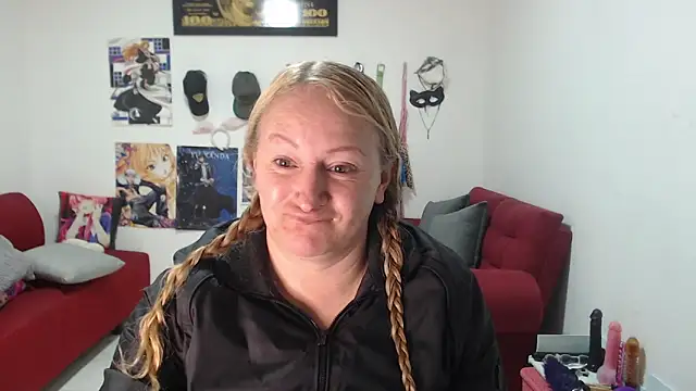 emperabigbootybigass online show from 09-22-25, 12:18