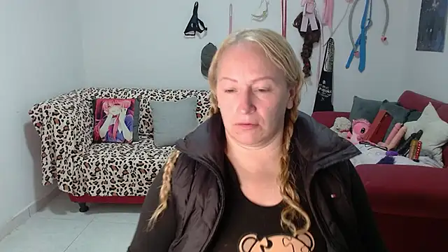 emperabigbootybigass online show from 04-09-26, 12:10