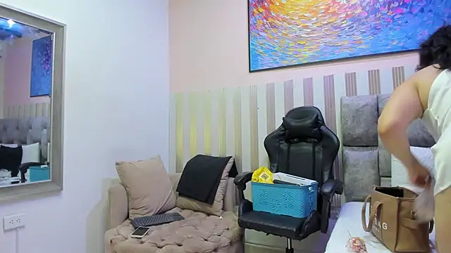 nova lane online show from 04-24-26, 07:38